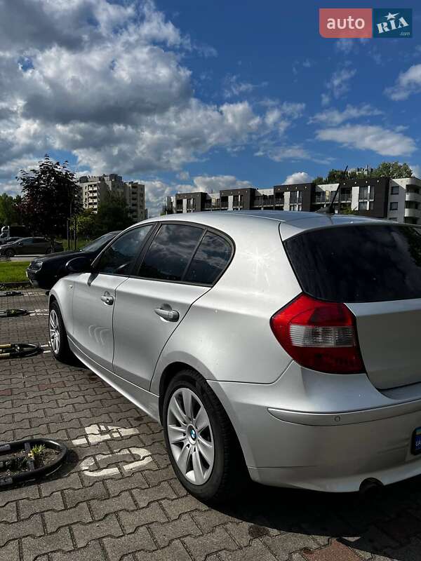 Хэтчбек BMW 1 Series 2004 в Камне-Каширском фото 6 Хэтчбек BMW 1 Series 2004 в Камне-Каширском