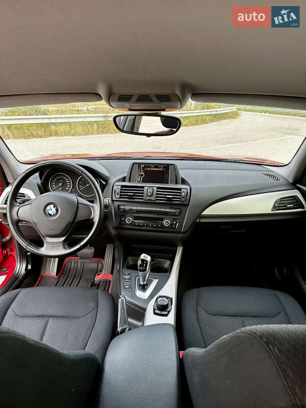 Хэтчбек BMW 1 Series 2012 в Киеве