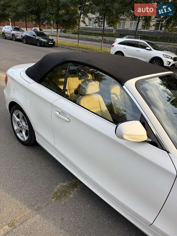 Кабриолет BMW 1 Series 2013 в Киеве фото 11 Кабриолет BMW 1 Series 2013 в Киеве