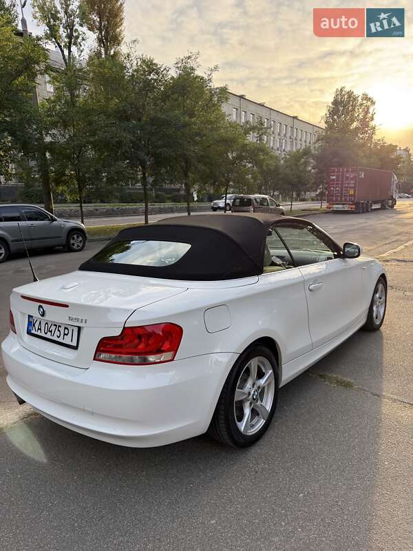 Кабриолет BMW 1 Series 2013 в Киеве фото 12 Кабриолет BMW 1 Series 2013 в Киеве