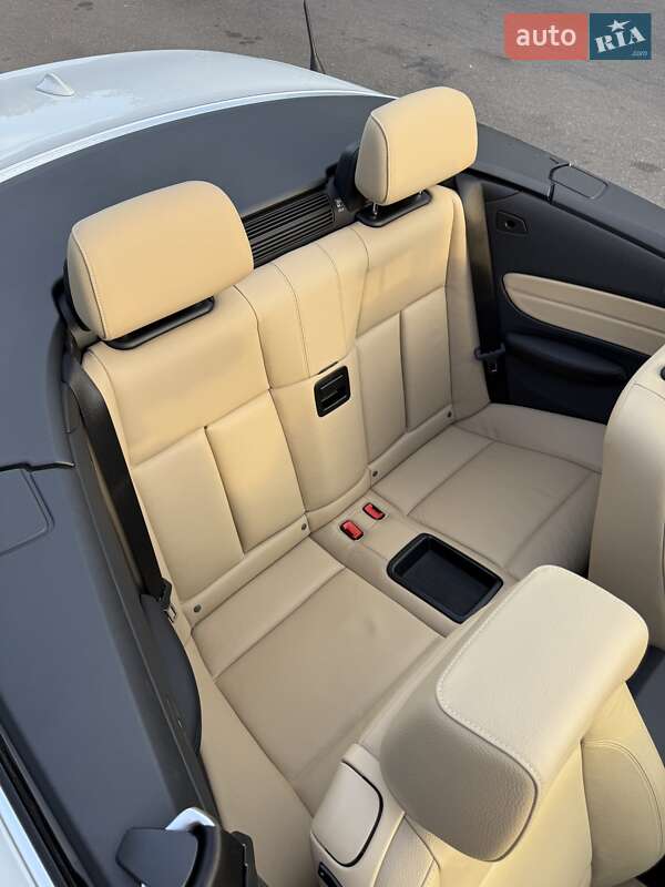 Кабриолет BMW 1 Series 2013 в Киеве фото 60 Кабриолет BMW 1 Series 2013 в Киеве