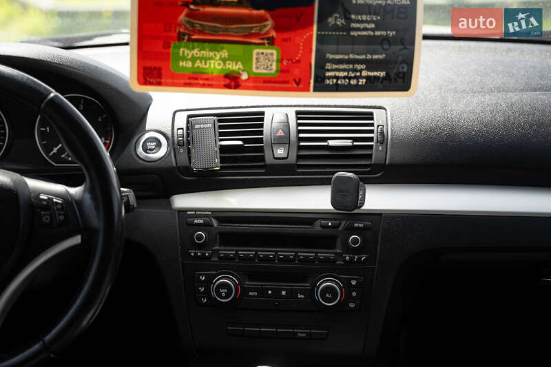 Хэтчбек BMW 1 Series 2011 в Львове