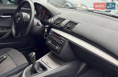 Хэтчбек BMW 1 Series 2005 в 