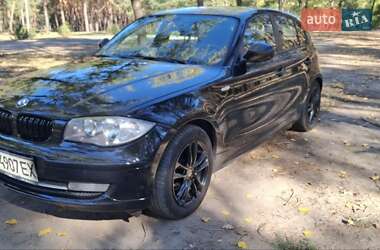 Хэтчбек BMW 1 Series 2010 в Сумах