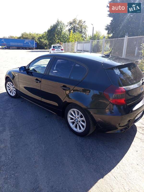 Хетчбек BMW 1 Series 2006 в Жмеринці
