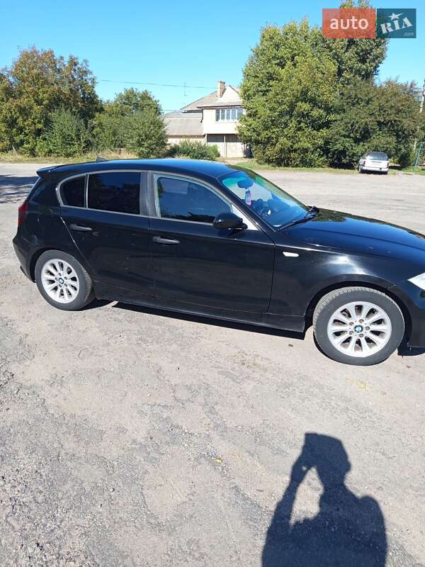 Хетчбек BMW 1 Series 2006 в Жмеринці
