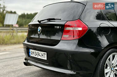 Хэтчбек BMW 1 Series 2008 в 