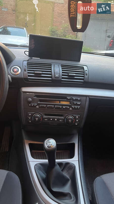 Хэтчбек BMW 1 Series 2005 в Виннице фото 8 Хэтчбек BMW 1 Series 2005 в Виннице