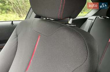 Хэтчбек BMW 1 Series 2014 в 
