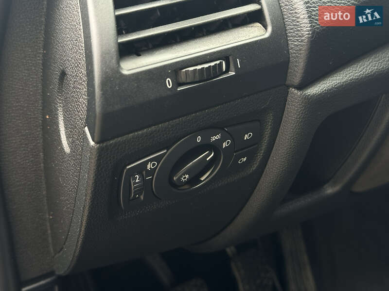 Хэтчбек BMW 1 Series 2009 в Виннице фото 16 Хэтчбек BMW 1 Series 2009 в Виннице