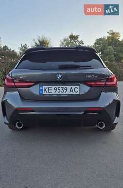 Хэтчбек BMW 1 Series 2020 в 