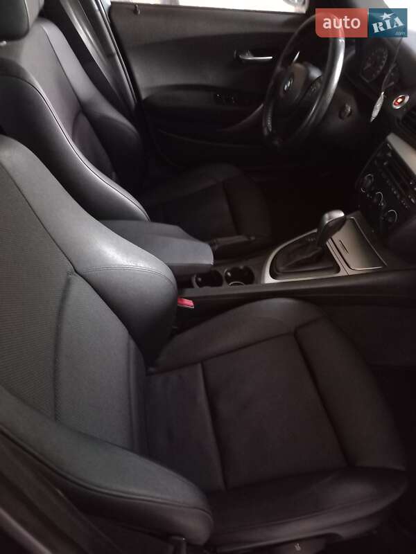 Хэтчбек BMW 1 Series 2006 в Луцке фото 12 Хэтчбек BMW 1 Series 2006 в Луцке