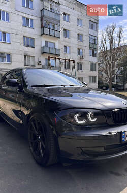 Хетчбек BMW 1 Series 2008 в Новомосковську