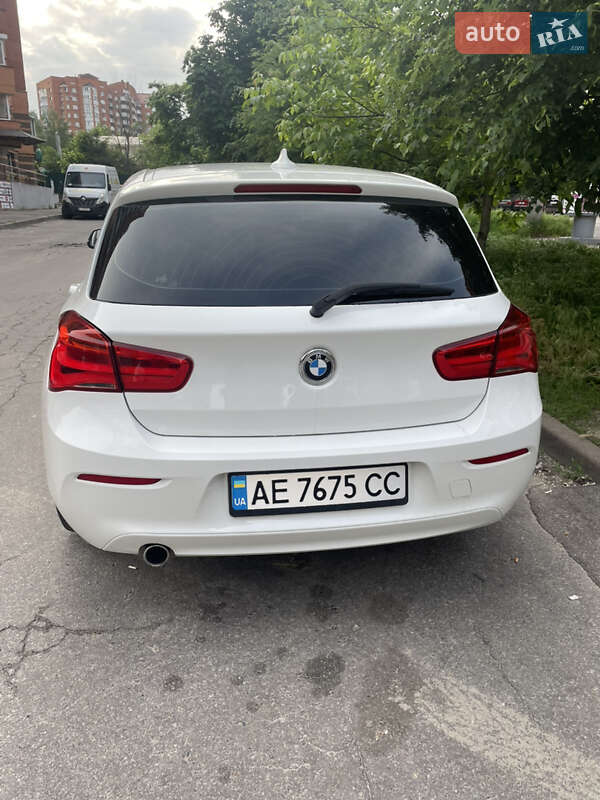 Хэтчбек BMW 1 Series 2017 в Полтаве