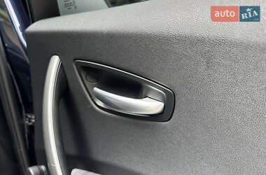 Хэтчбек BMW 1 Series 2006 в 