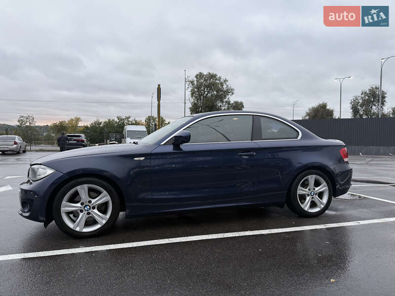 Купе BMW 1 Series 2011 в Киеве фото 2 Купе BMW 1 Series 2011 в Киеве