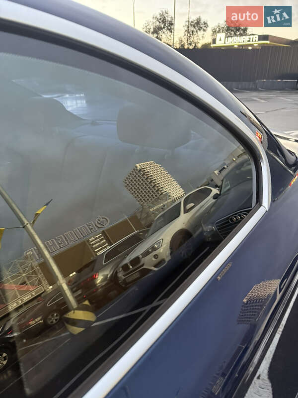 Купе BMW 1 Series 2011 в Киеве фото 17 Купе BMW 1 Series 2011 в Киеве