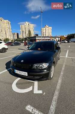 Хэтчбек BMW 1 Series 2010 в Киеве