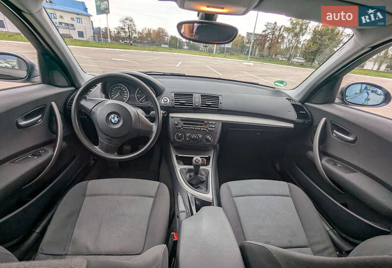 Хэтчбек BMW 1 Series 2006 в Житомире фото 28 Хэтчбек BMW 1 Series 2006 в Житомире