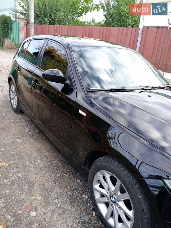 Хетчбек BMW 1 Series 2009 в Чорноморську