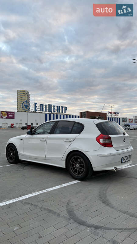 Хэтчбек BMW 1 Series 2006 в Одессе фото 8 Хэтчбек BMW 1 Series 2006 в Одессе