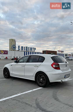 Хэтчбек BMW 1 Series 2006 в  фото 8 Хэтчбек BMW 1 Series 2006 в