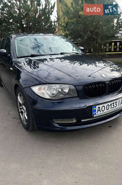 Хэтчбек BMW 1 Series 2007 в 
