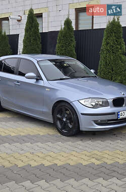 Хэтчбек BMW 1 Series 2009 в Мукачево