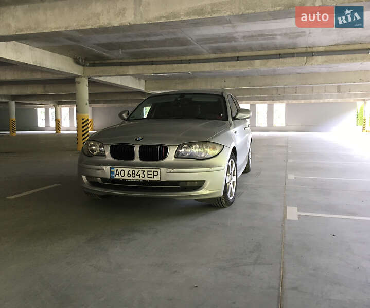 Хэтчбек BMW 1 Series 2009 в Ужгороде фото 11 Хэтчбек BMW 1 Series 2009 в Ужгороде