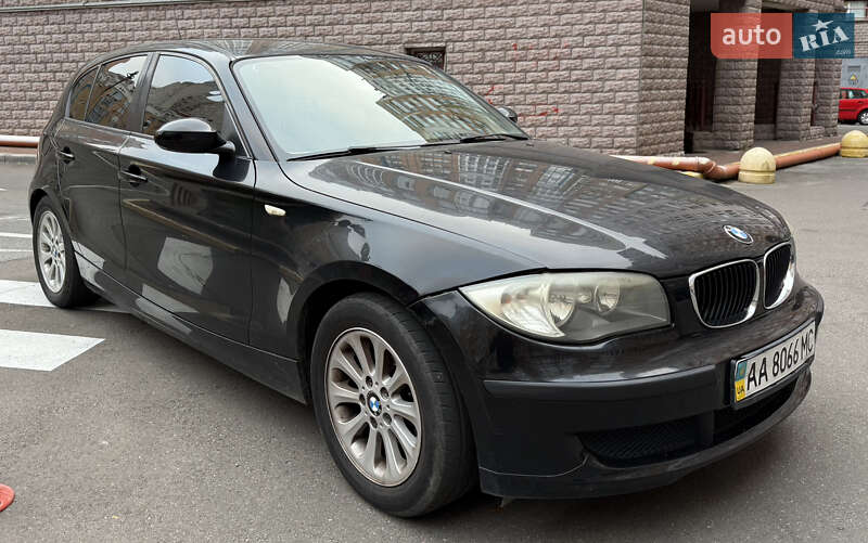 Хэтчбек BMW 1 Series 2008 в Киеве фото 4 Хэтчбек BMW 1 Series 2008 в Киеве