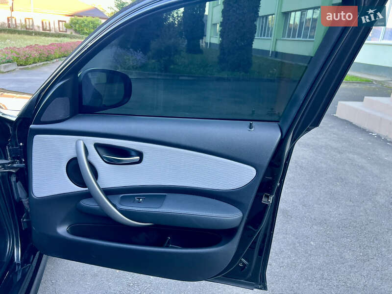 Хэтчбек BMW 1 Series 2010 в Тульчине фото 28 Хэтчбек BMW 1 Series 2010 в Тульчине