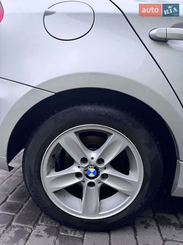 Хэтчбек BMW 1 Series 2010 в Днепре фото 9 Хэтчбек BMW 1 Series 2010 в Днепре