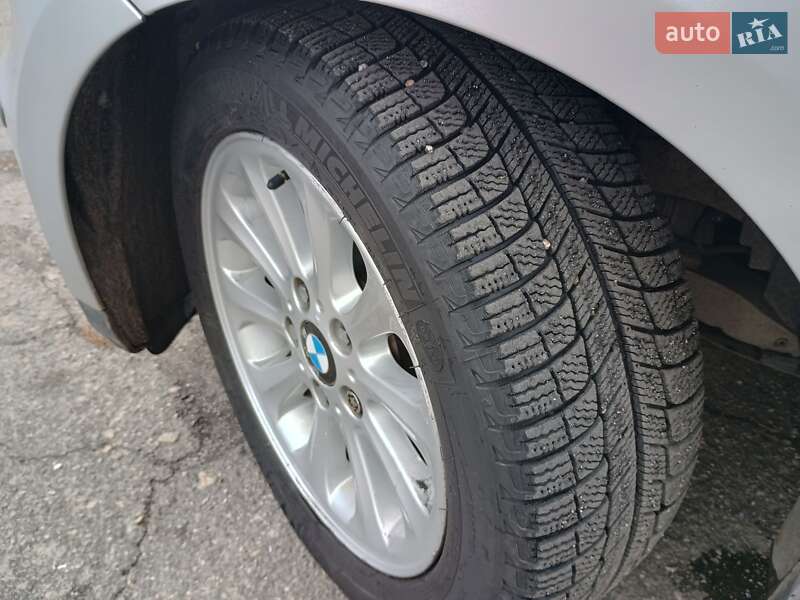 Хэтчбек BMW 1 Series 2005 в Кропивницком