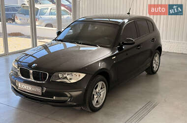 Хэтчбек BMW 1 Series 2009 в 