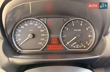 Хэтчбек BMW 1 Series 2009 в 