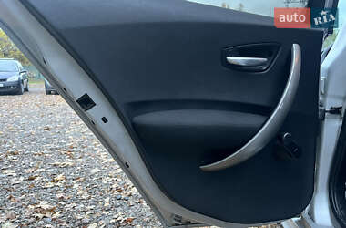 Хэтчбек BMW 1 Series 2005 в  фото 16 Хэтчбек BMW 1 Series 2005 в