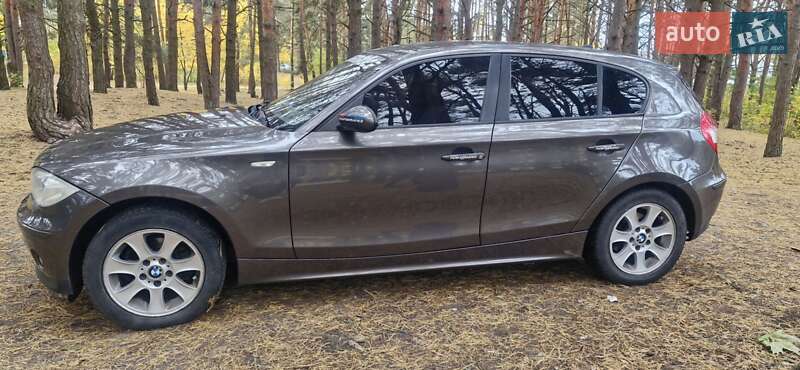 Хэтчбек BMW 1 Series 2005 в Вараше фото 19 Хэтчбек BMW 1 Series 2005 в Вараше