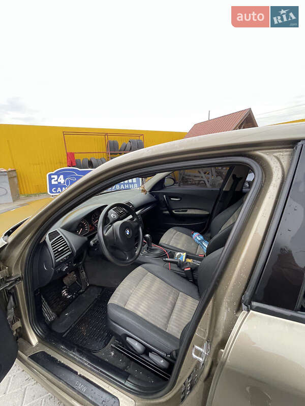 Хэтчбек BMW 1 Series 2006 в Шепетовке фото 6 Хэтчбек BMW 1 Series 2006 в Шепетовке