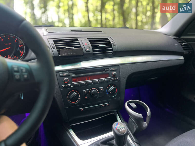 Хэтчбек BMW 1 Series 2008 в Тернополе фото 18 Хэтчбек BMW 1 Series 2008 в Тернополе