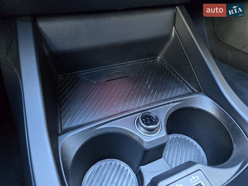 Хэтчбек BMW 1 Series 2024 в Одессе