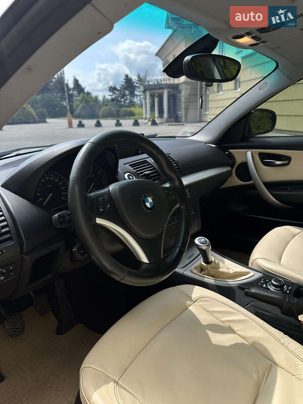 Купе BMW 1 Series 2012 в Мостиске фото 7 Купе BMW 1 Series 2012 в Мостиске