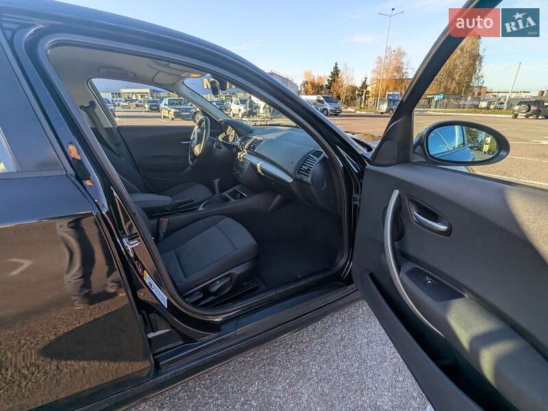 Хэтчбек BMW 1 Series 2006 в Житомире фото 17 Хэтчбек BMW 1 Series 2006 в Житомире