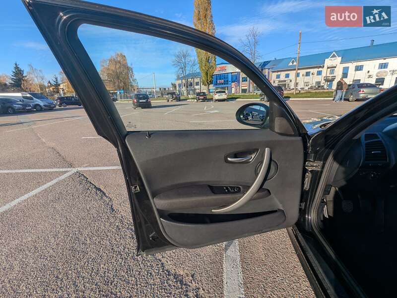 Хэтчбек BMW 1 Series 2006 в Житомире фото 13 Хэтчбек BMW 1 Series 2006 в Житомире