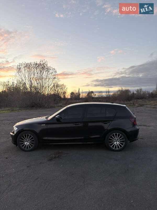 Хэтчбек BMW 1 Series 2007 в Киеве фото 2 Хэтчбек BMW 1 Series 2007 в Киеве