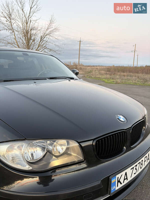 Хэтчбек BMW 1 Series 2007 в Киеве фото 8 Хэтчбек BMW 1 Series 2007 в Киеве
