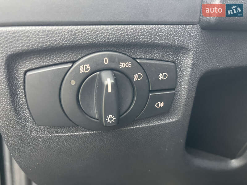 Хэтчбек BMW 1 Series 2006 в Киеве