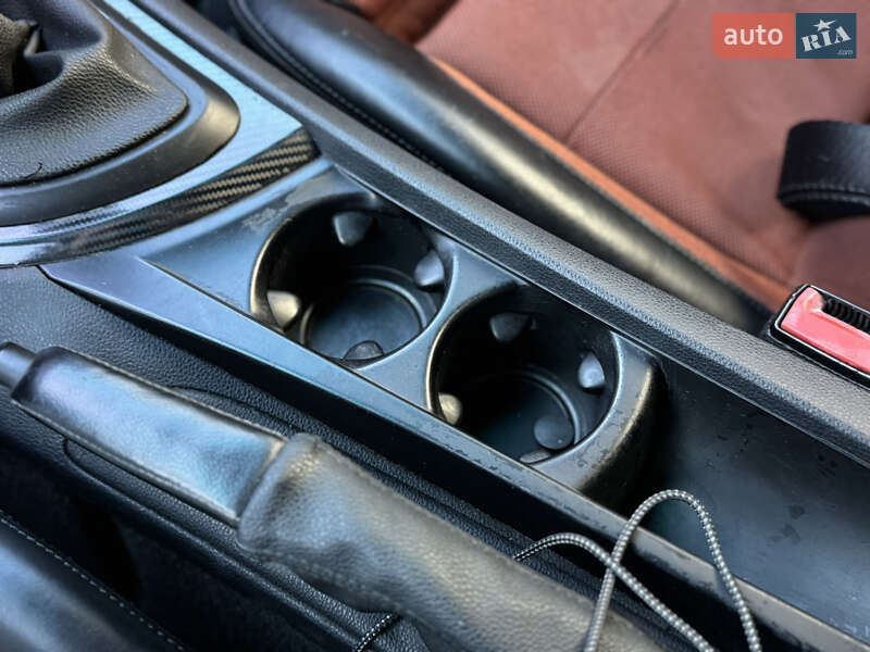 Хэтчбек BMW 1 Series 2008 в Киеве