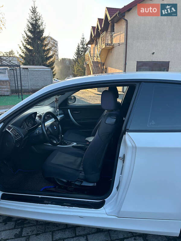 Хетчбек BMW 1 Series 2010 в Львові