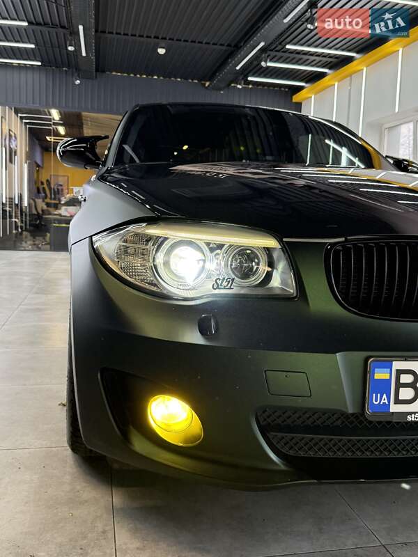 Купе BMW 1 Series 2012 в Киеве