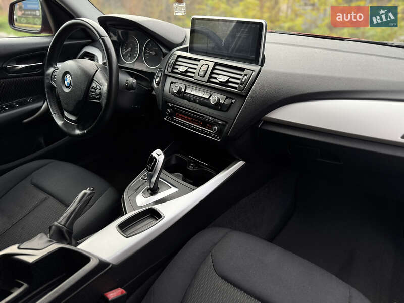 Хэтчбек BMW 1 Series 2012 в Николаеве